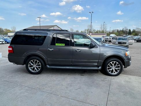 Used 2015 Ford Expedition EL XLT w/ Equipment Group 202A RWD image 4