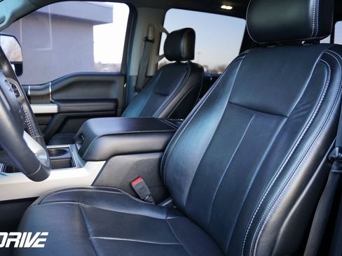 Used 2020 Ford F350 Lariat image 18