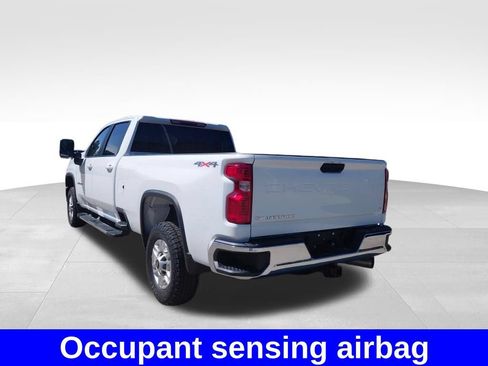 Used 2026 Chevrolet Silverado 2500 LT AWD/4WD image 17