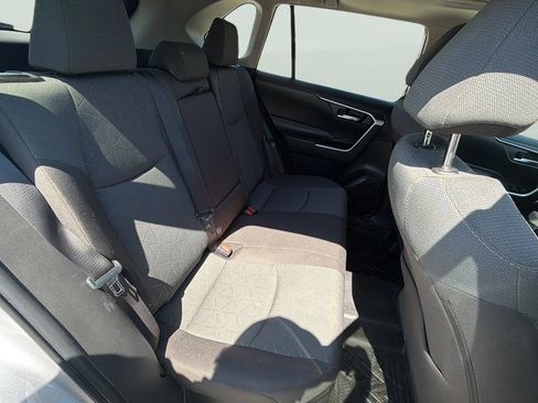 Used 2025 Toyota RAV4 XLE w/ Convenience Package AWD/4WD image 27
