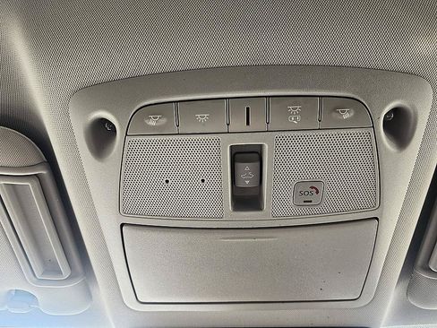 Used 2022 Nissan Armada SL AWD/4WD image 27