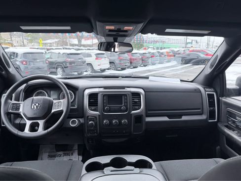 Used 2024 RAM 1500 Classic Warlock image 15