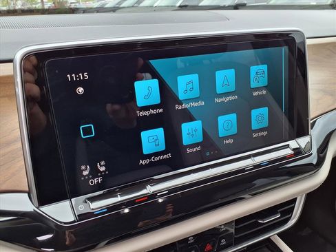 New 2026 Volkswagen Atlas SE image 16