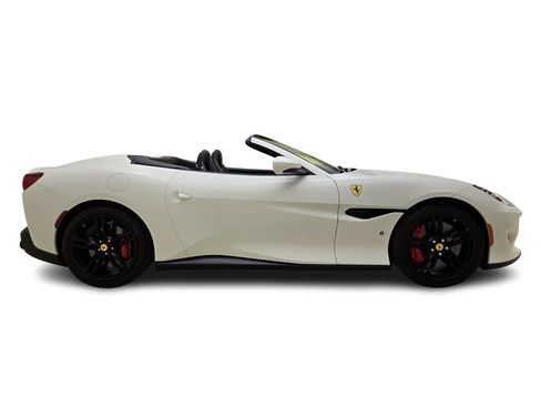 Used 2020 Ferrari Portofino image 6