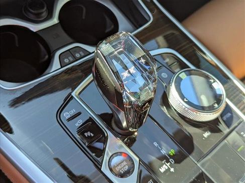 Used 2021 BMW X7 xDrive40i w/ M Sport Package image 5