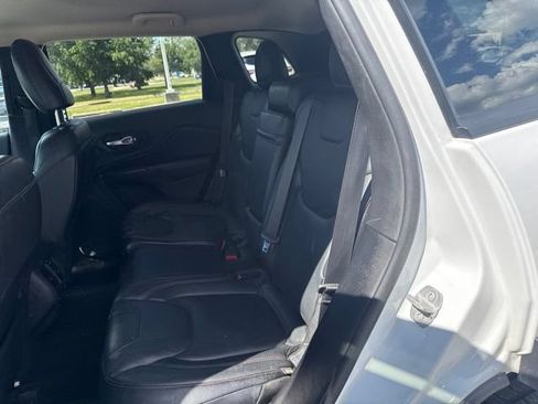 Used 2014 Jeep Cherokee Trailhawk w/ Leather Interior Group AWD/4WD image 22