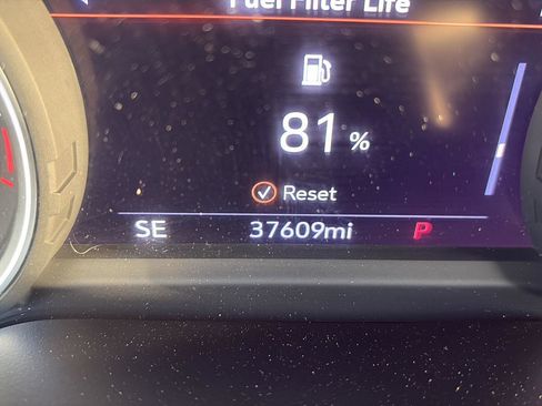 Used 2020 Chevrolet Silverado 2500 LTZ image 31