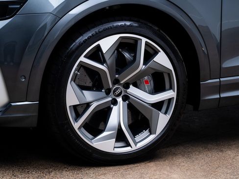 Used 2021 Audi RS Q8 AWD/4WD image 3