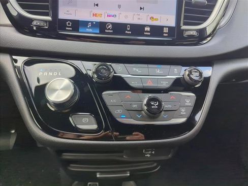 New 2026 Chrysler Voyager LX image 11