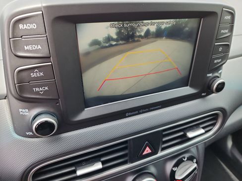 Used 2021 Hyundai Kona SEL FWD image 23