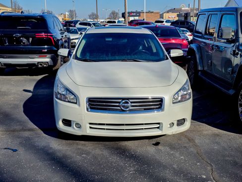 Used 2013 Nissan Maxima 3.5 SV w/ Sport Pkg image 2