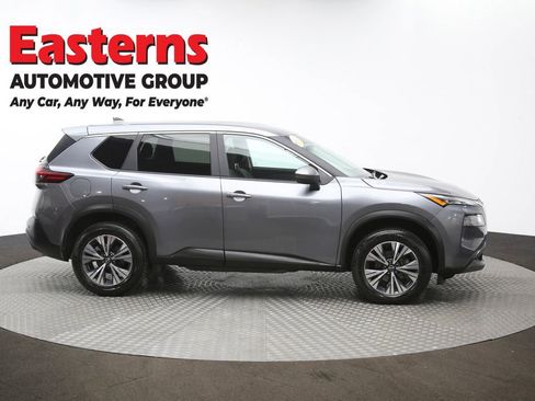 Used 2023 Nissan Rogue SV image 45