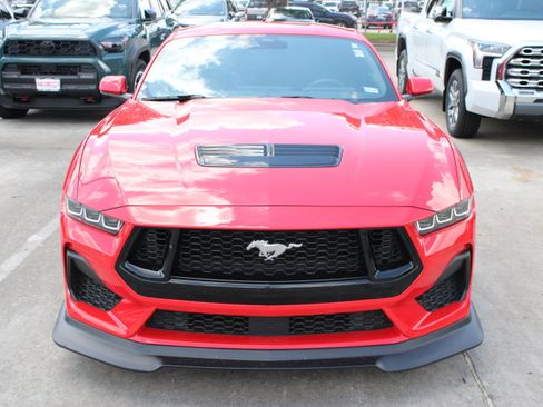 Used 2024 Ford Mustang GT RWD image 3