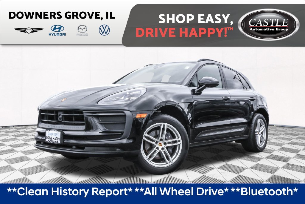 Used 2023 Porsche Macan AWD/4WD image 1