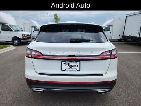 Used 2023 Lincoln Nautilus Reserve AWD/4WD image 9