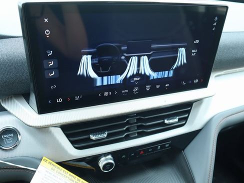 New 2025 Ford Explorer Active w/ Active Comfort Package image 6