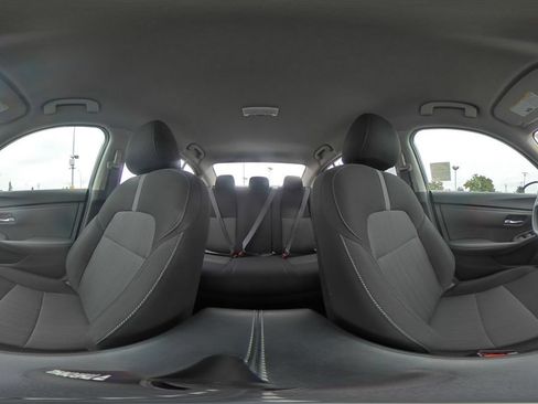 Used 2025 Nissan Sentra SV FWD image 40