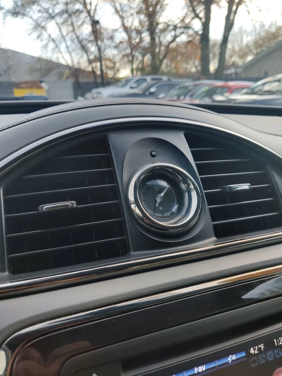 Used 2016 Buick Enclave Leather AWD/4WD image 27