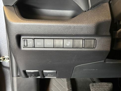 Used 2024 Toyota RAV4 XLE w/ Weather Package AWD/4WD image 18