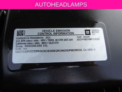 Certified 2021 Chevrolet Silverado 2500 LT w/ Midnight Edition image 12