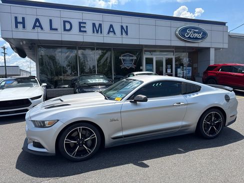 Used 2016 Ford Mustang GT Premium w/ Enhanced Security Package RWD image 1