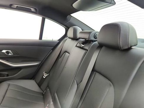 Used 2025 BMW 330i xDrive Sedan image 30