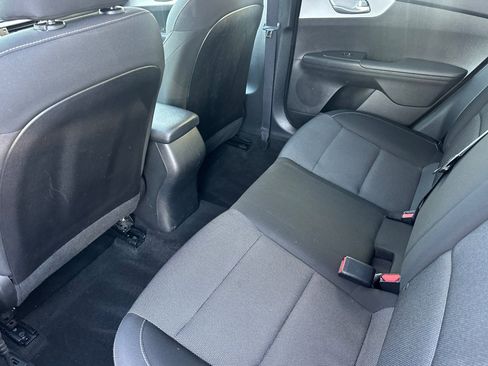 Used 2023 Kia Forte LXS w/ LXS Technology Package FWD image 13