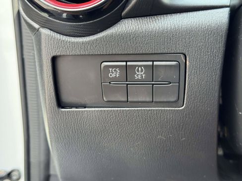 Used 2017 MAZDA CX-3 Sport AWD/4WD image 16