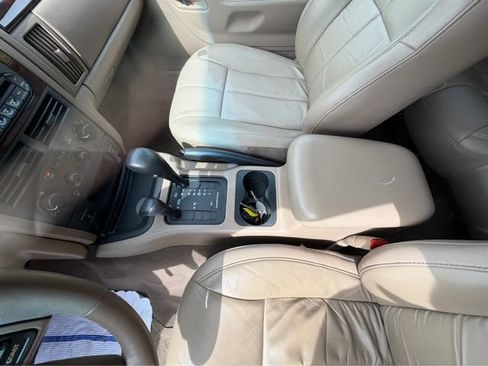 Used 2004 Jeep Grand Cherokee Limited w/ Up-Country Suspension Group AWD/4WD image 22