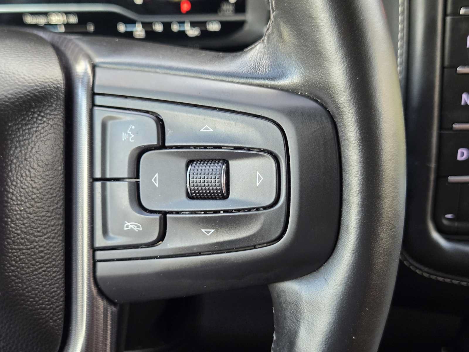 Certified 2023 GMC Yukon Denali Ultimate AWD/4WD image 29