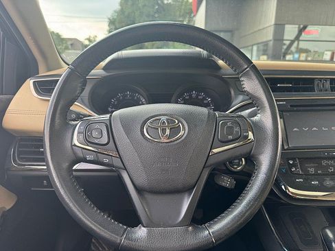 Used 2016 Toyota Avalon XLE Premium FWD image 14