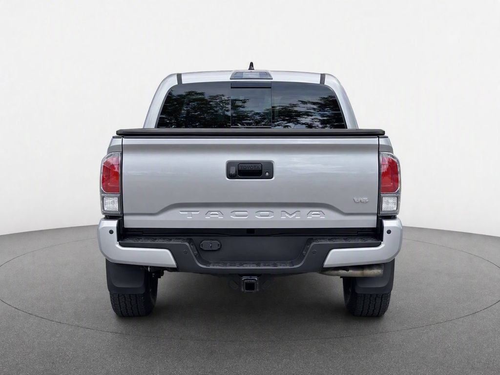 Used 2022 Toyota Tacoma TRD Off-Road w/ TRD Premium Off Road Package AWD/4WD image 6