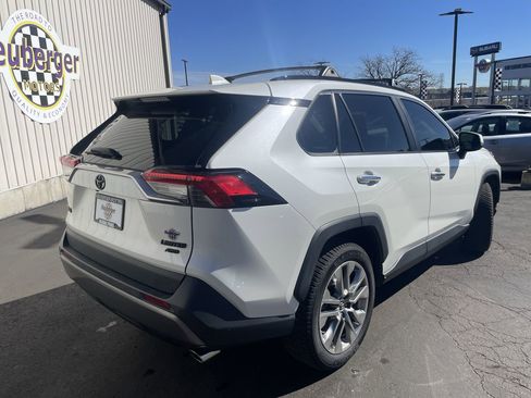 Used 2019 Toyota RAV4 Limited w/ Cold Weather Package image 7