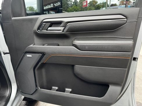 Used 2024 GMC Sierra 2500 AT4 w/ AT4 Preferred Package AWD/4WD image 26