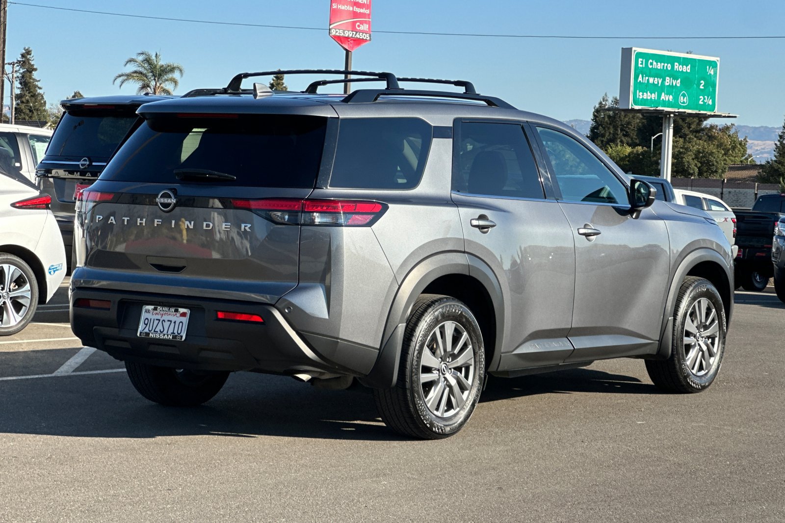 Certified 2025 Nissan Pathfinder SV w/ Cargo Package FWD image 4
