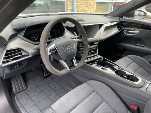 Used 2024 Audi RS e-tron GT w/ Carbon Performance Package AWD/4WD image 2