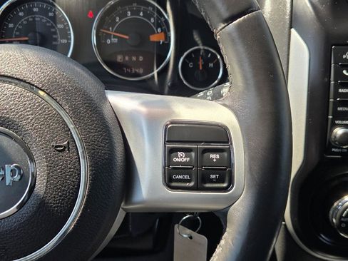 Used 2017 Jeep Compass Latitude AWD/4WD image 27