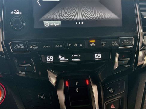 Used 2024 Honda Odyssey EX-L image 15