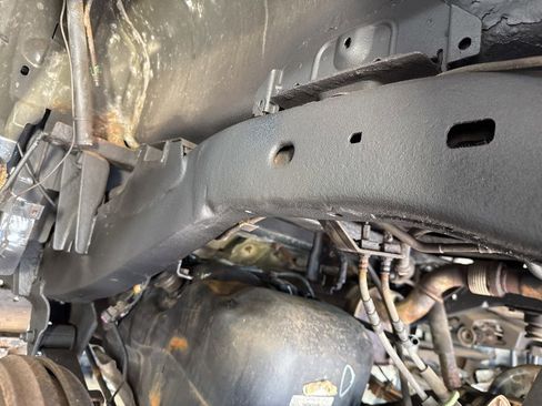Used 2009 GMC Canyon SLE AWD/4WD image 1