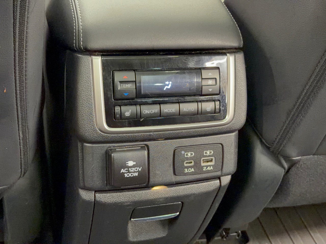 Used 2023 Subaru Ascent Touring AWD/4WD image 32