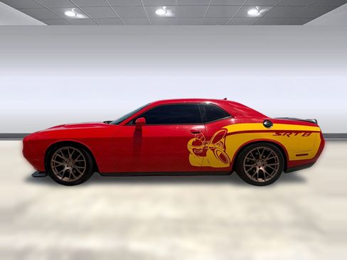 Used 2015 Dodge Challenger R/T Scat Pack RWD image 2