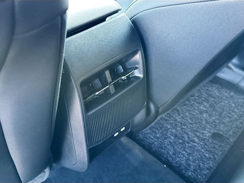 New 2026 Jeep Cherokee Limited AWD/4WD image 34