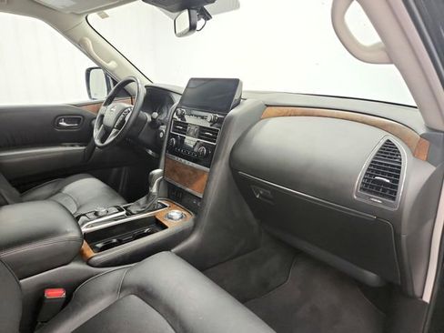 Used 2024 Nissan Armada SL image 45