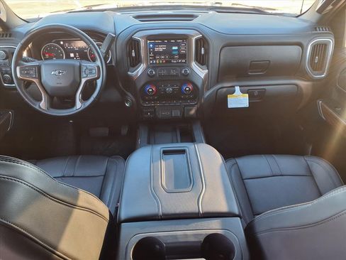 Used 2021 Chevrolet Silverado 1500 High Country w/ Technology Package image 10