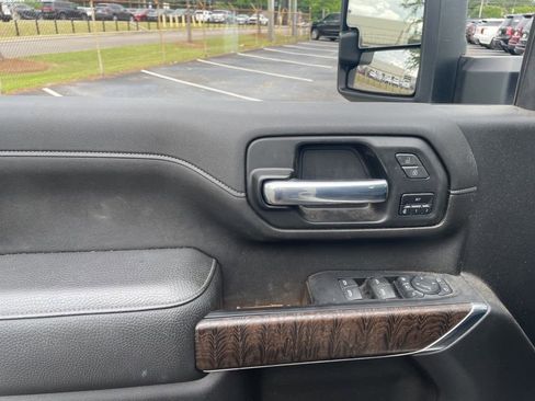 Used 2023 GMC Sierra 3500 Denali w/ Denali Ultimate Package AWD/4WD image 19