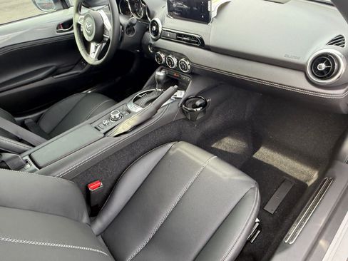 New 2025 MAZDA MX-5 Miata RF Grand Touring image 12