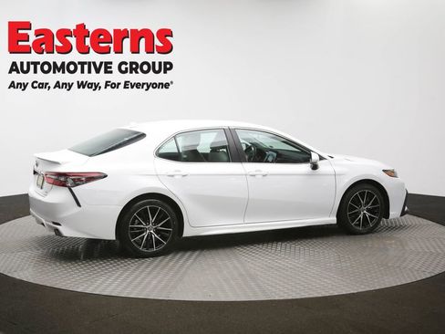 Used 2024 Toyota Camry SE FWD image 38