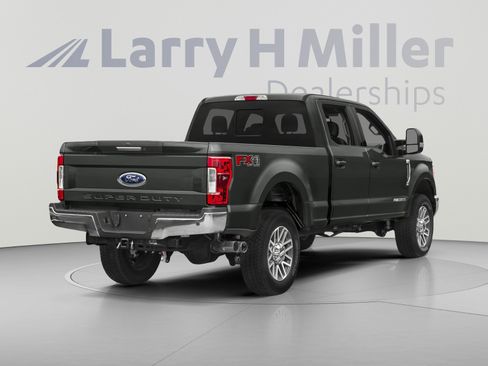Used 2019 Ford F350 Lariat w/ Lariat Ultimate Package AWD/4WD image 2