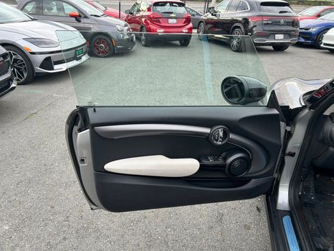 Used 2023 MINI Cooper SE image 10