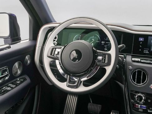 New 2026 Rolls-Royce Cullinan Black Badge AWD/4WD image 43